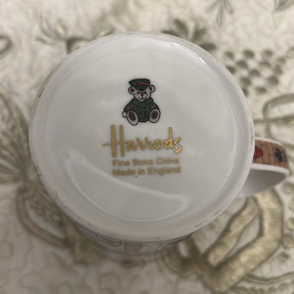 Harrods - traditional print design - Picture 3 of 3